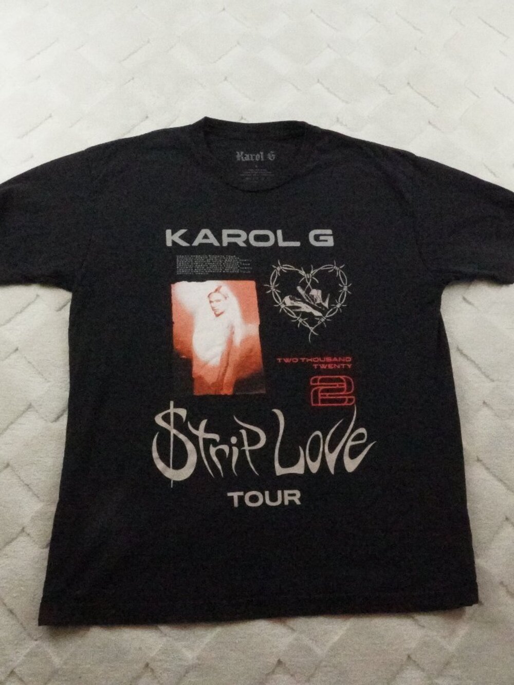 Karol G Strip Love Tour Shirt Womens Large Black Graphic Print Official Merch